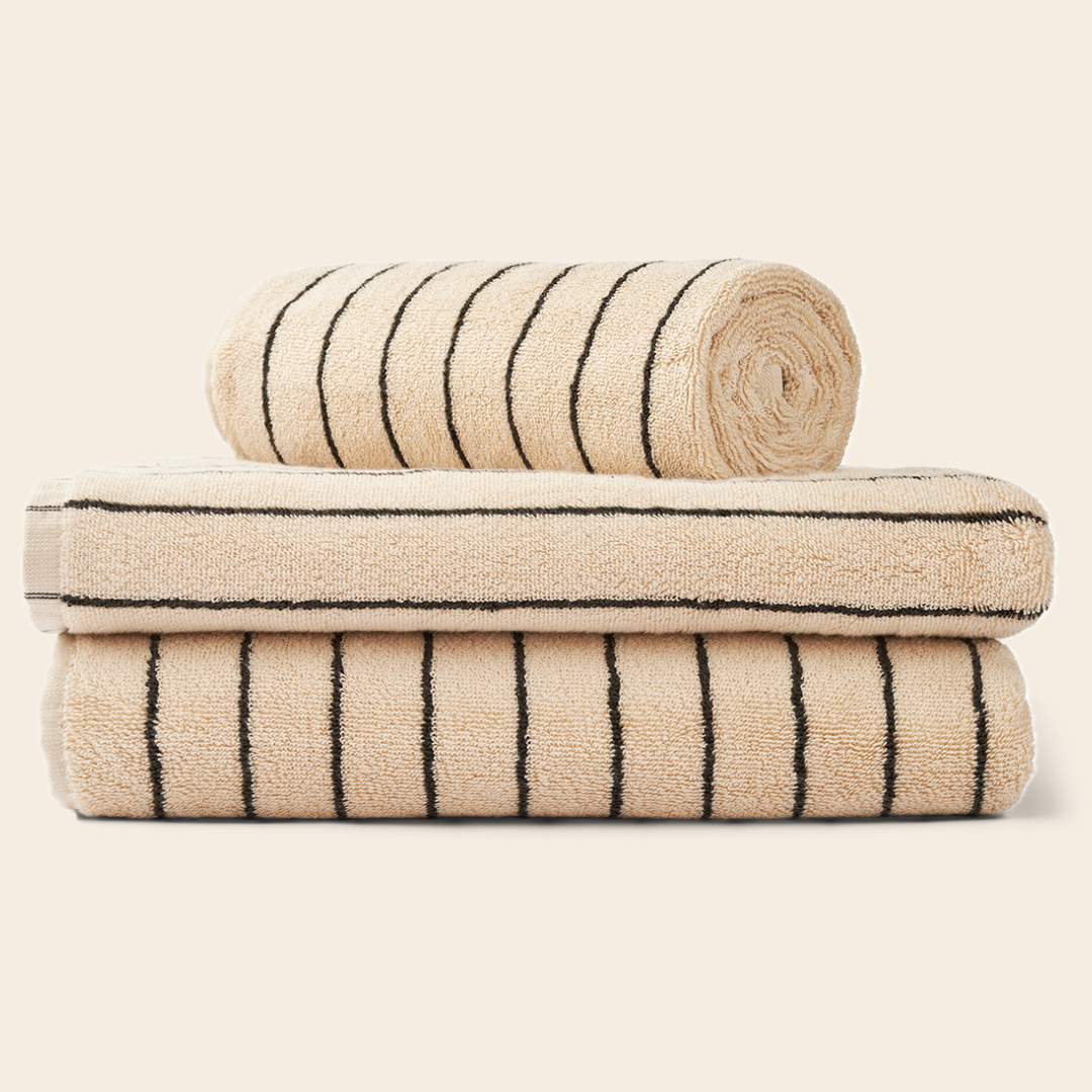 Bongusta towel 'Naram' - cream & ink