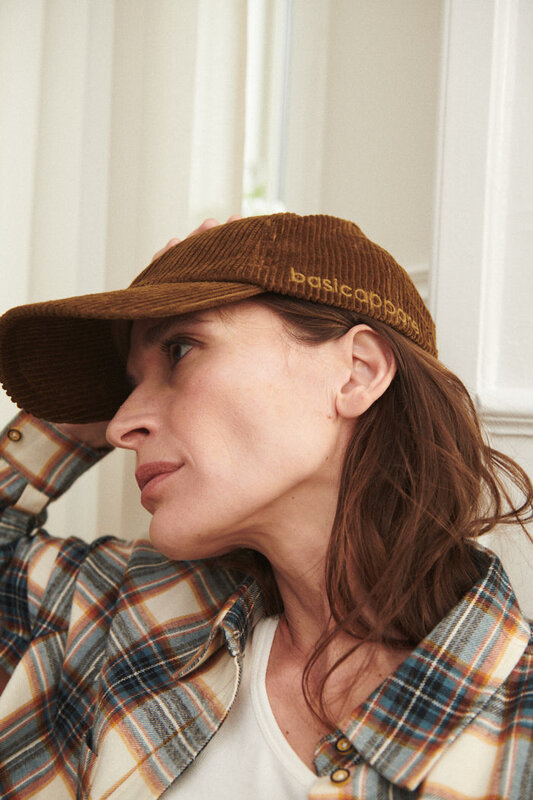 Basic Apparel cap 'Isa' katoen - desert palm