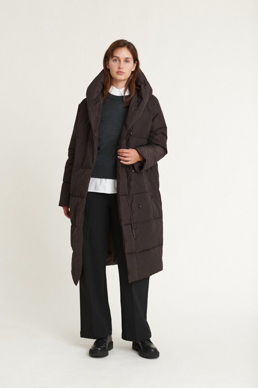 Basic Apparel jas 'tenna' - chocolade