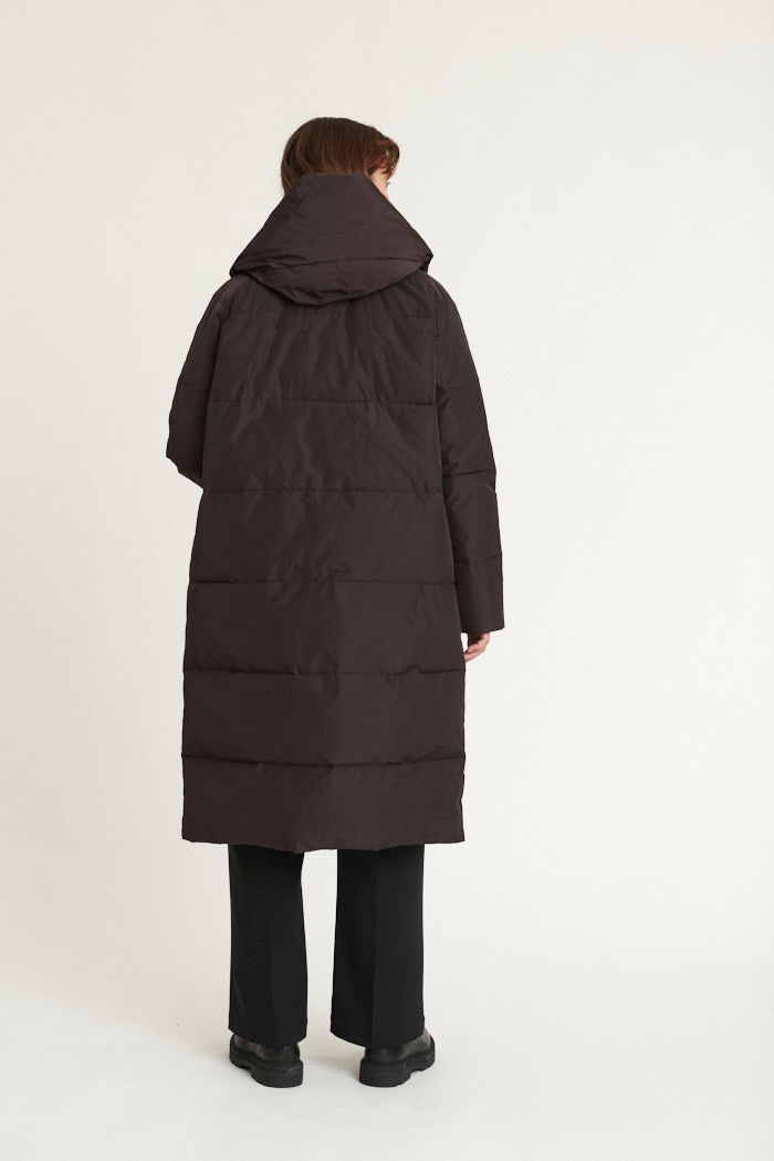 Basic Apparel jas 'tenna' - chocolade