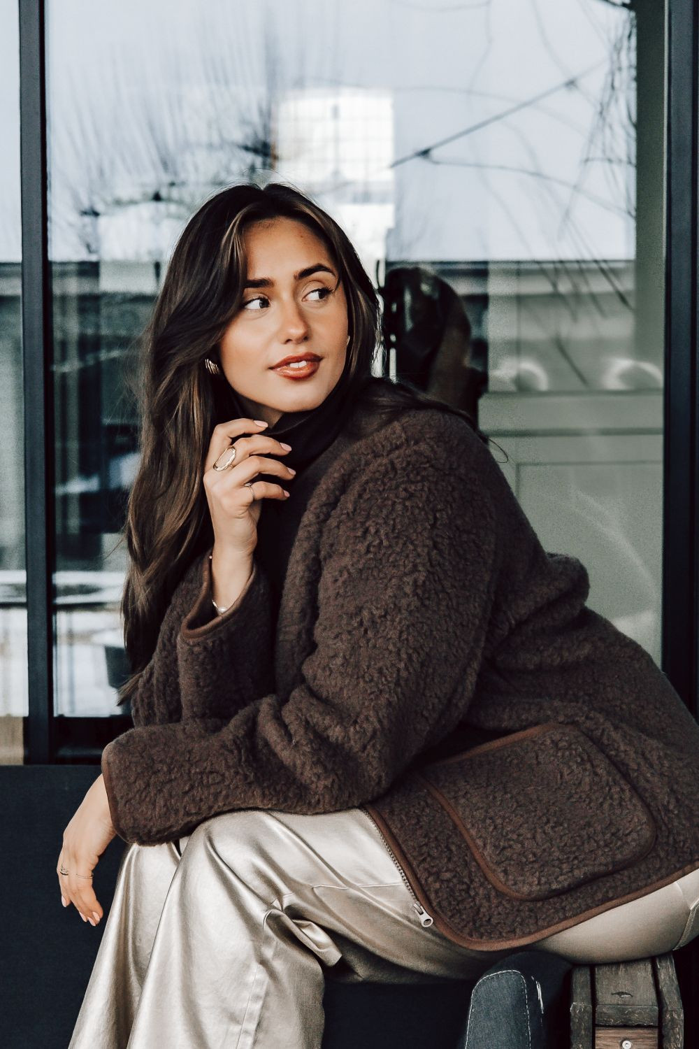 Alwero vest 'Koru' wol - choco martini