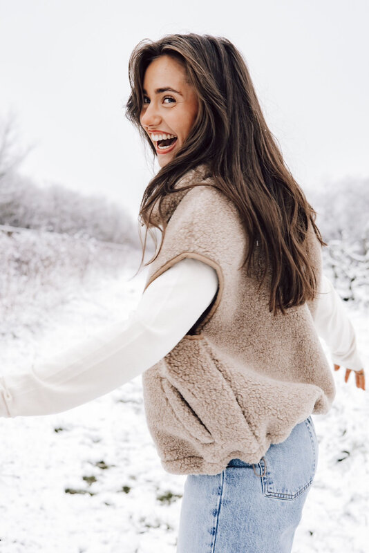 Alwero bodywarmer 'Isla Light' wool - tan