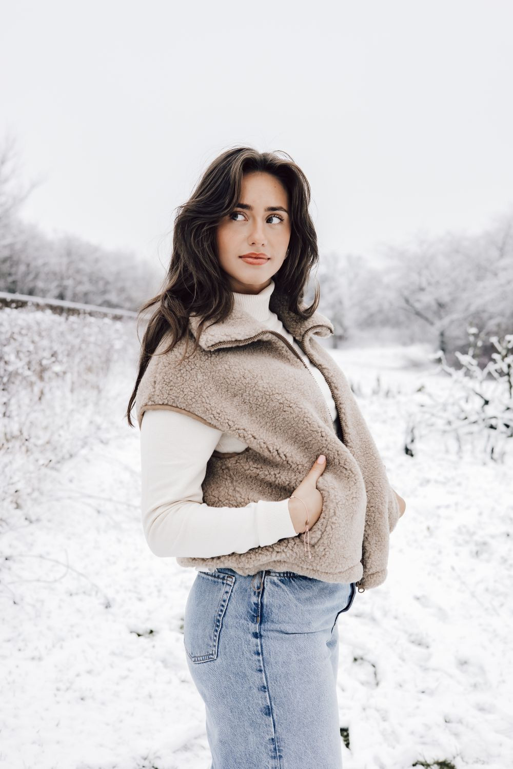 Alwero bodywarmer 'Isla Light' wol - tan