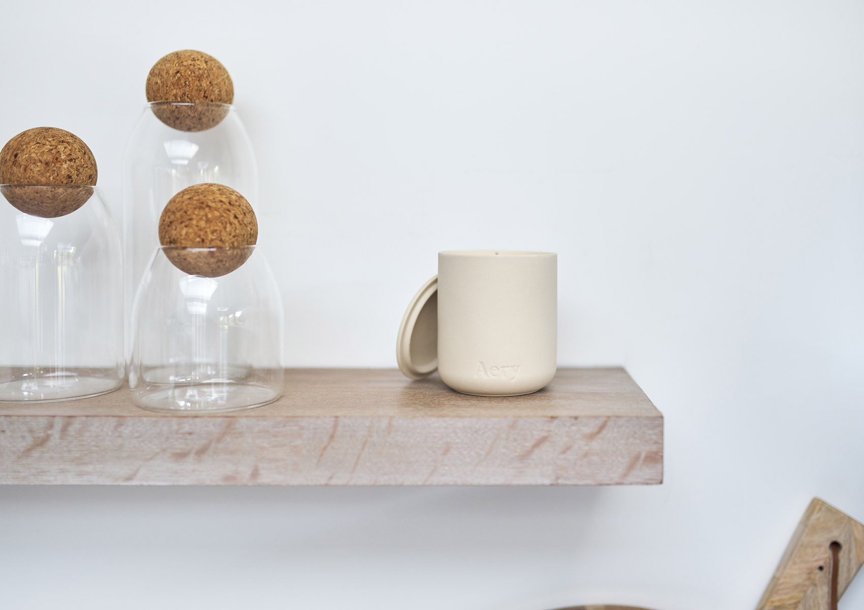 Aery living geurkaars 'Himalayan Cedarleaf' S