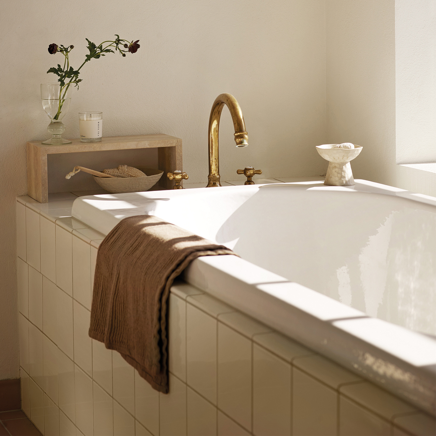 TineK Home schap travertin - 40 x 15cm