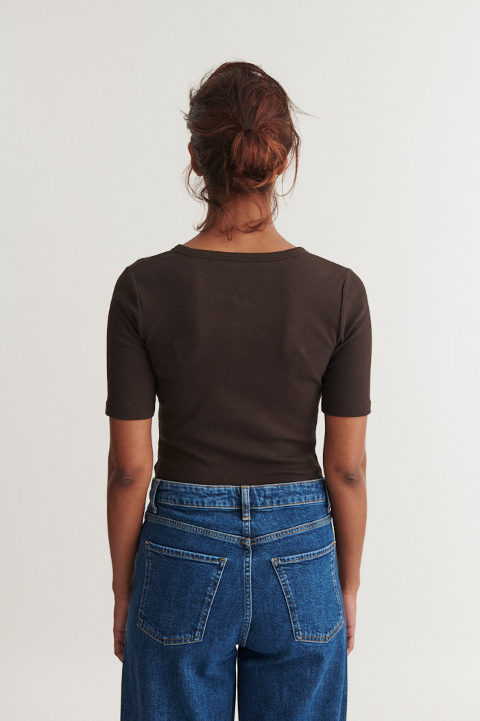 Basic Apparel granddad shirt 'Ludmilla' - chocolate