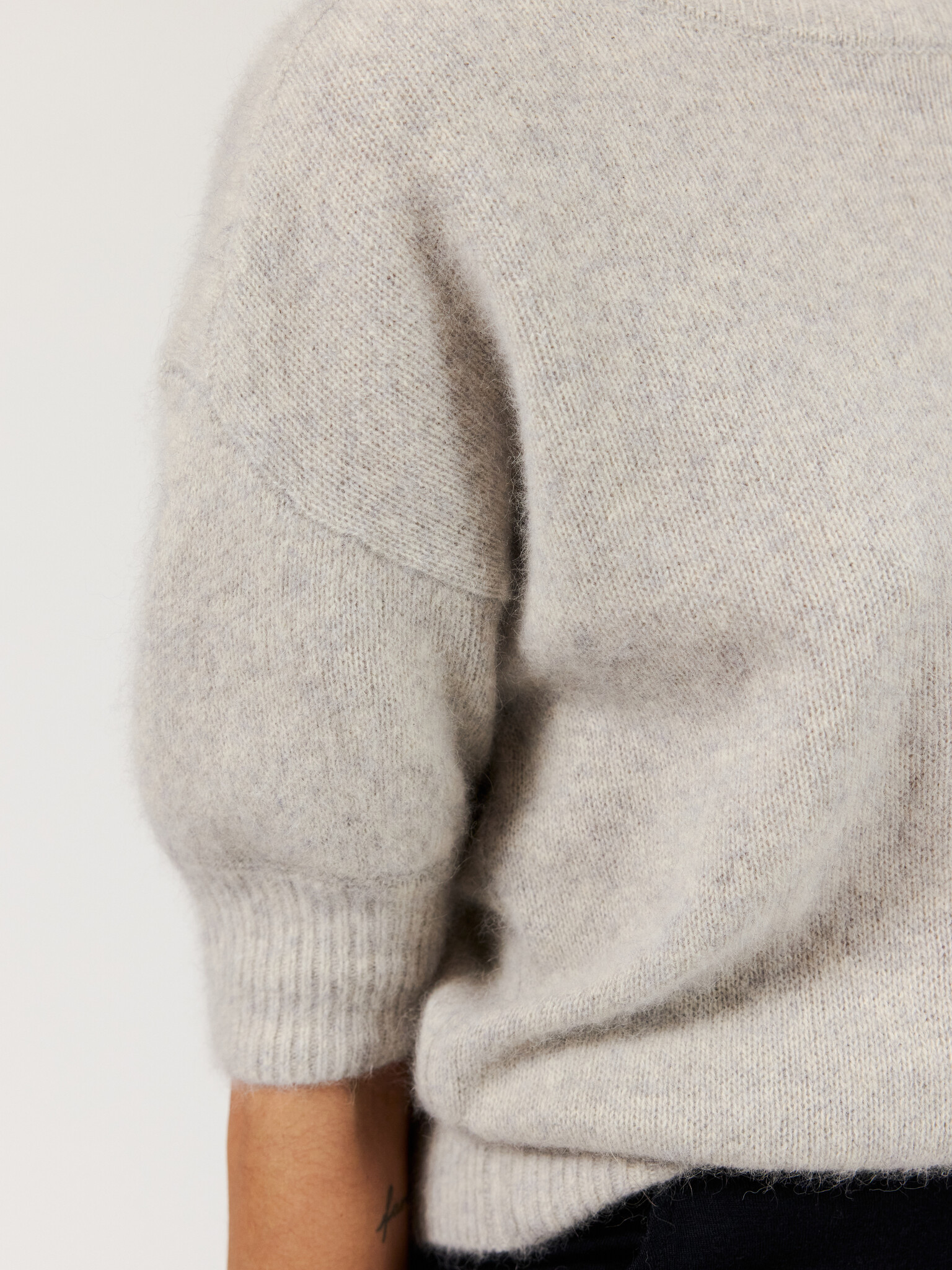 Six Ames short sleeve trui 'Moi' raccoon - grey melange