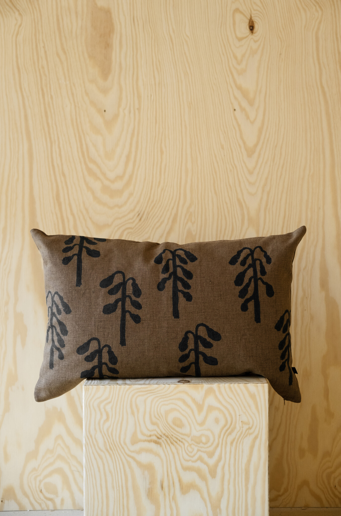 Fine Little Day cushioncover 'Weeping Birch' - linen / cotton