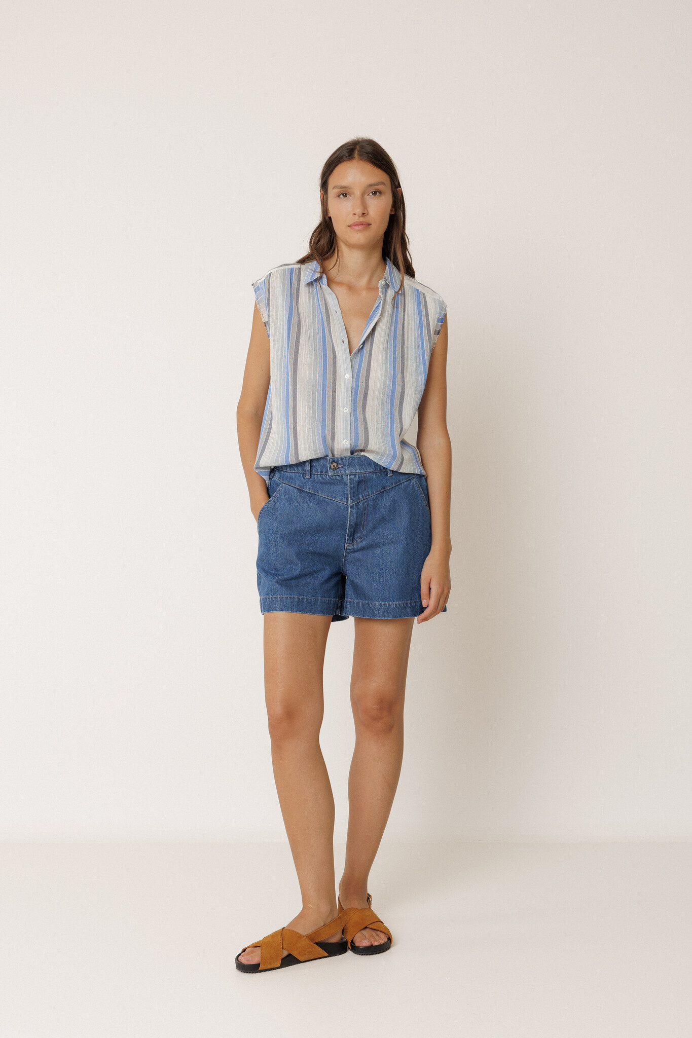 Indi & Cold short katoen / linnen