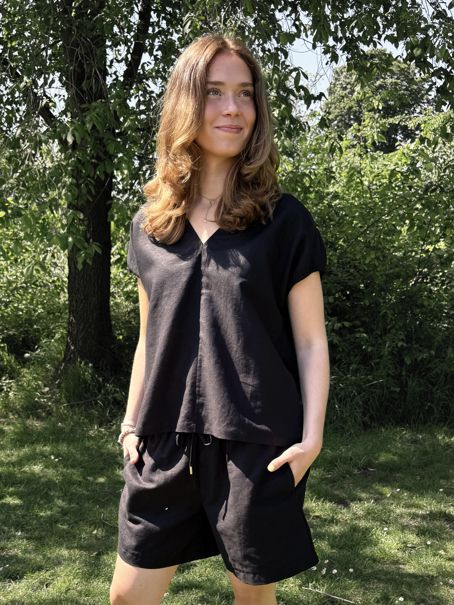 Rosemunde top 'Esther' linnen - zwart