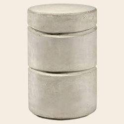 Serax side table 'Pawn' - concrete