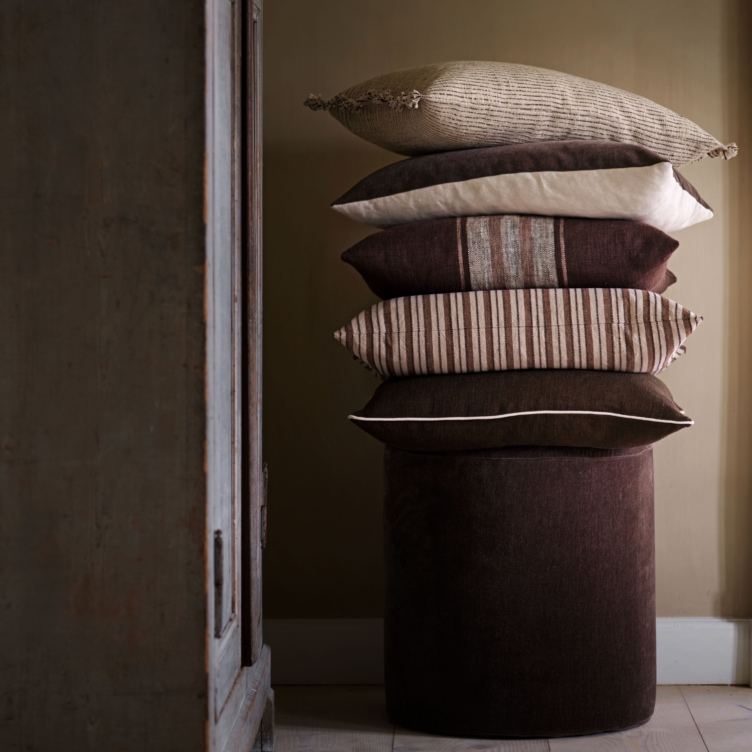 TineK Home kussenhoes 'Stripe' 55  linnen / viscose - mocca