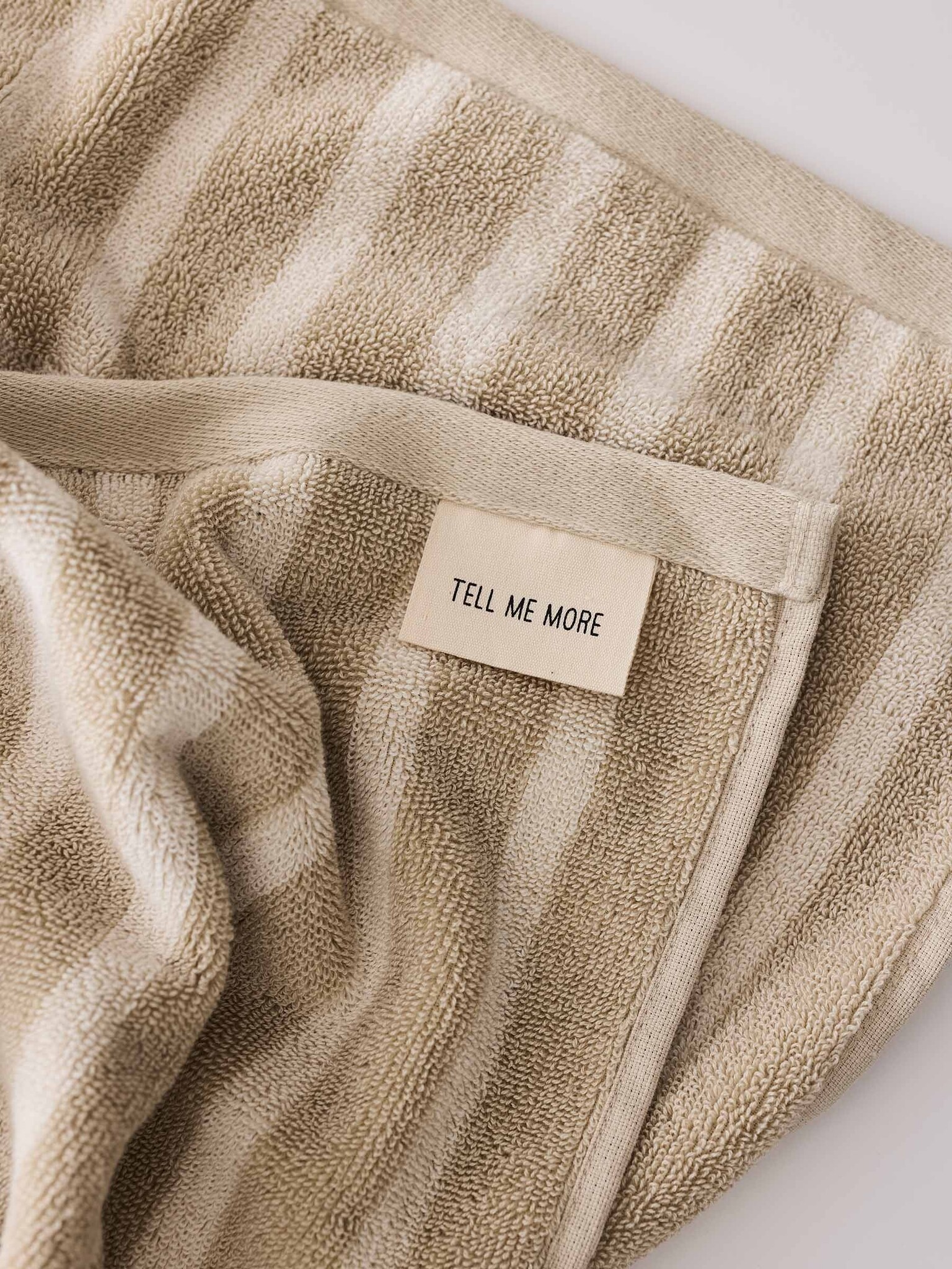 Tell me More handdoek 'Bonnie'  - beige