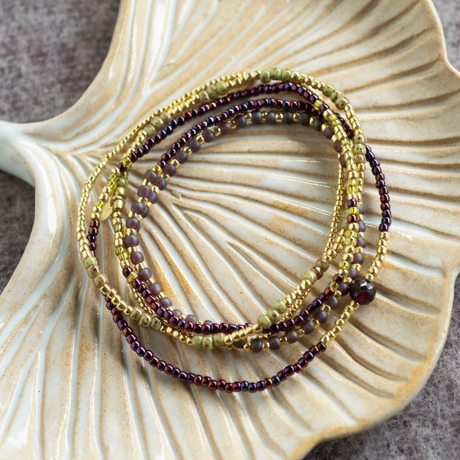 A Beautiful Story armband 'Experience' - granaat
