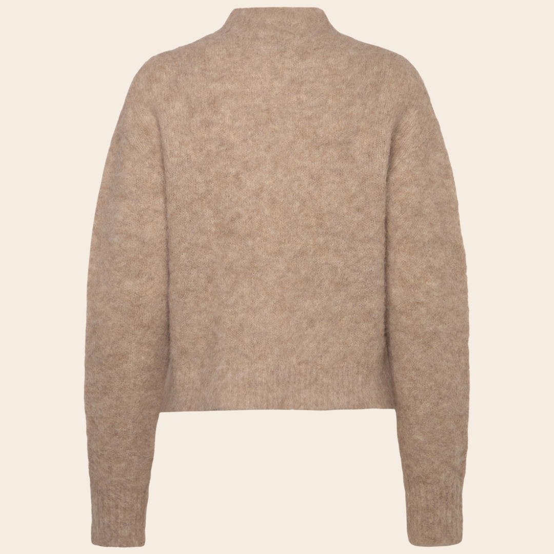Rosemunde trui 'Furry' alpaca - oat