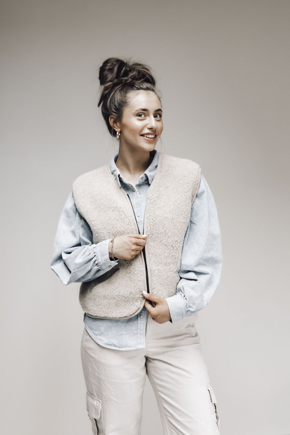 Alwero bodywarmer 'Pos' - sand brown