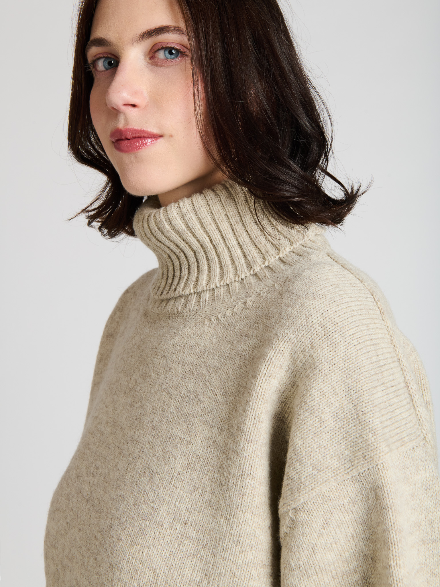 The Knitwit Stable trui 'Ember' wol - beige melange