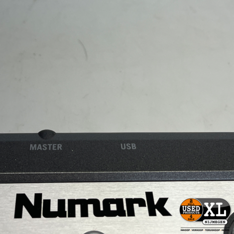 Numark Mixtrack Edge Portable DJ Controller | Nette Staat