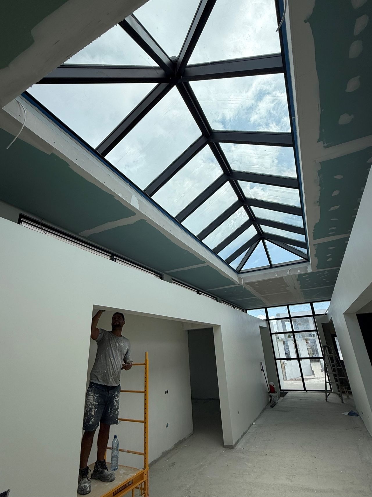 Maatwerk aluminium lichtstraat