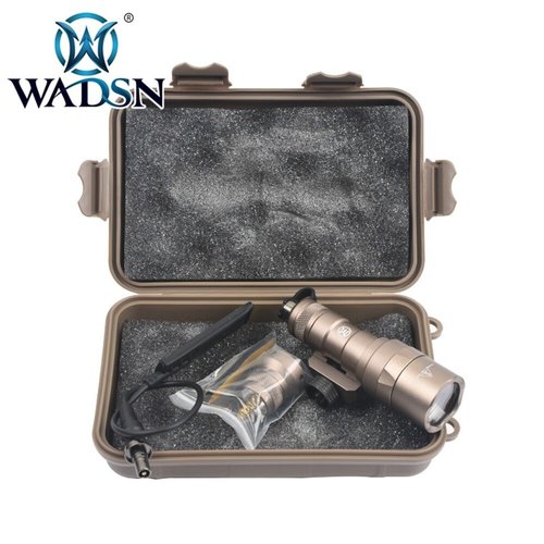 WADSN Linterna SF M300B (Cerrojo Mini Scout Light) - FDE WADSN Linterna SF M300B (Cerrojo Mini Scout Light) - FDE