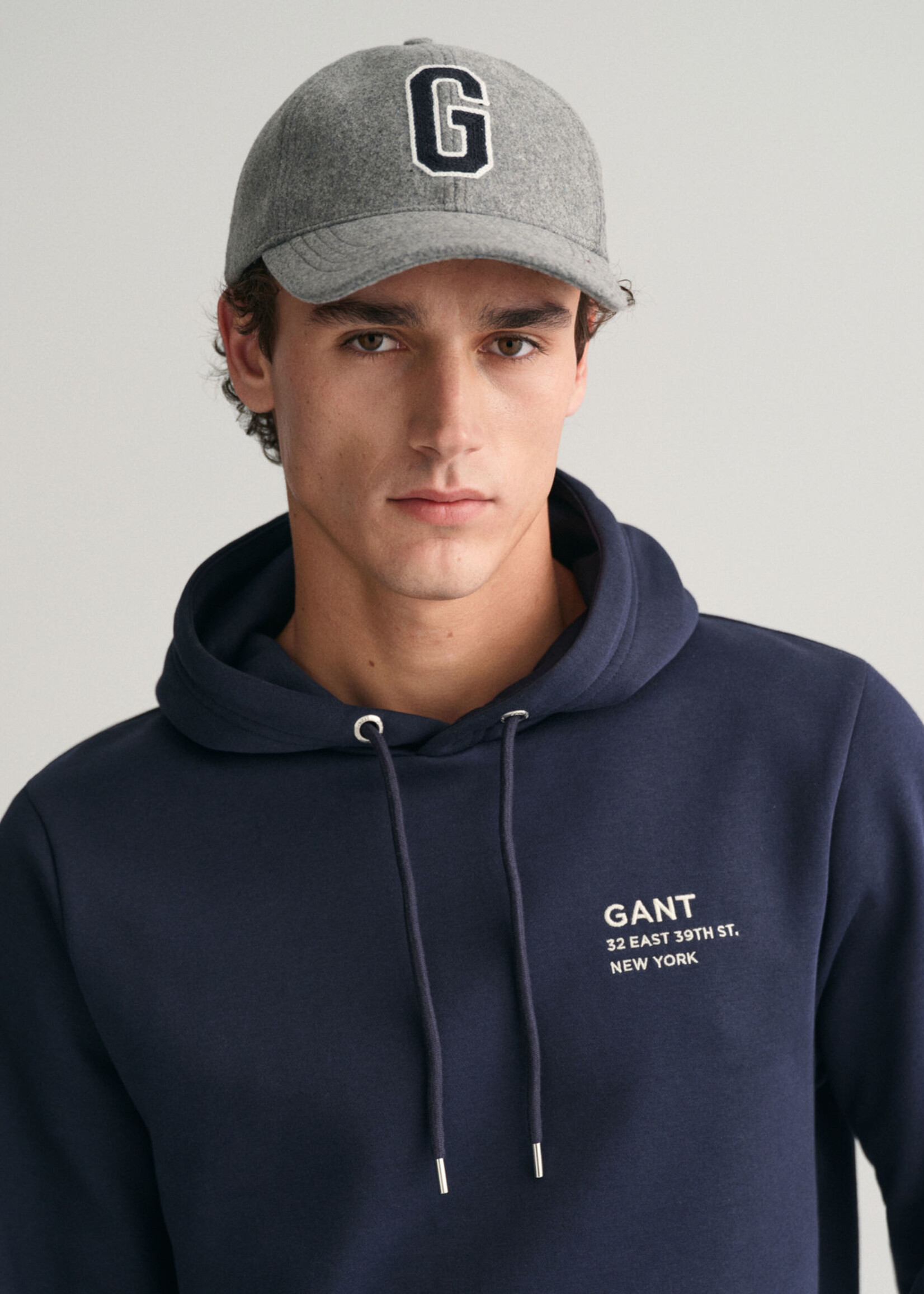 GANT Small GANT Graphic hoodie - Evening Blue