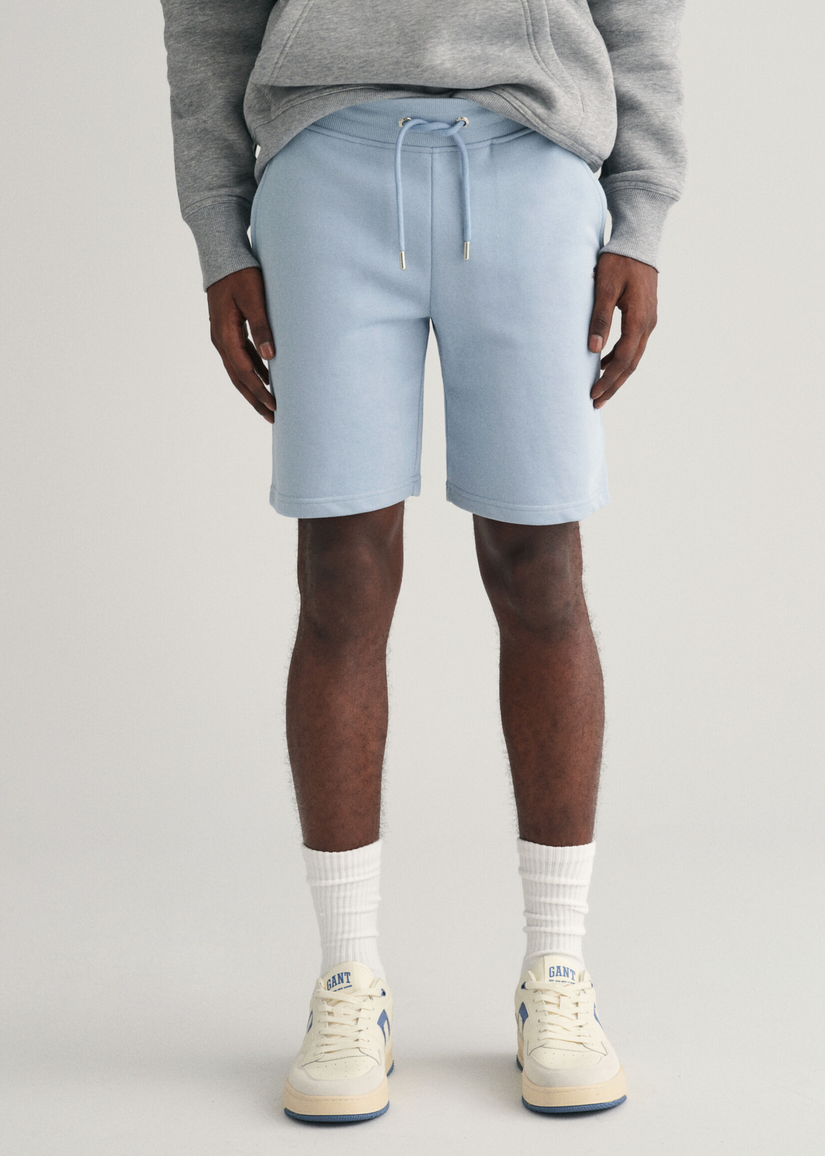 GANT Shield Sweat Shorts - Dove Blue