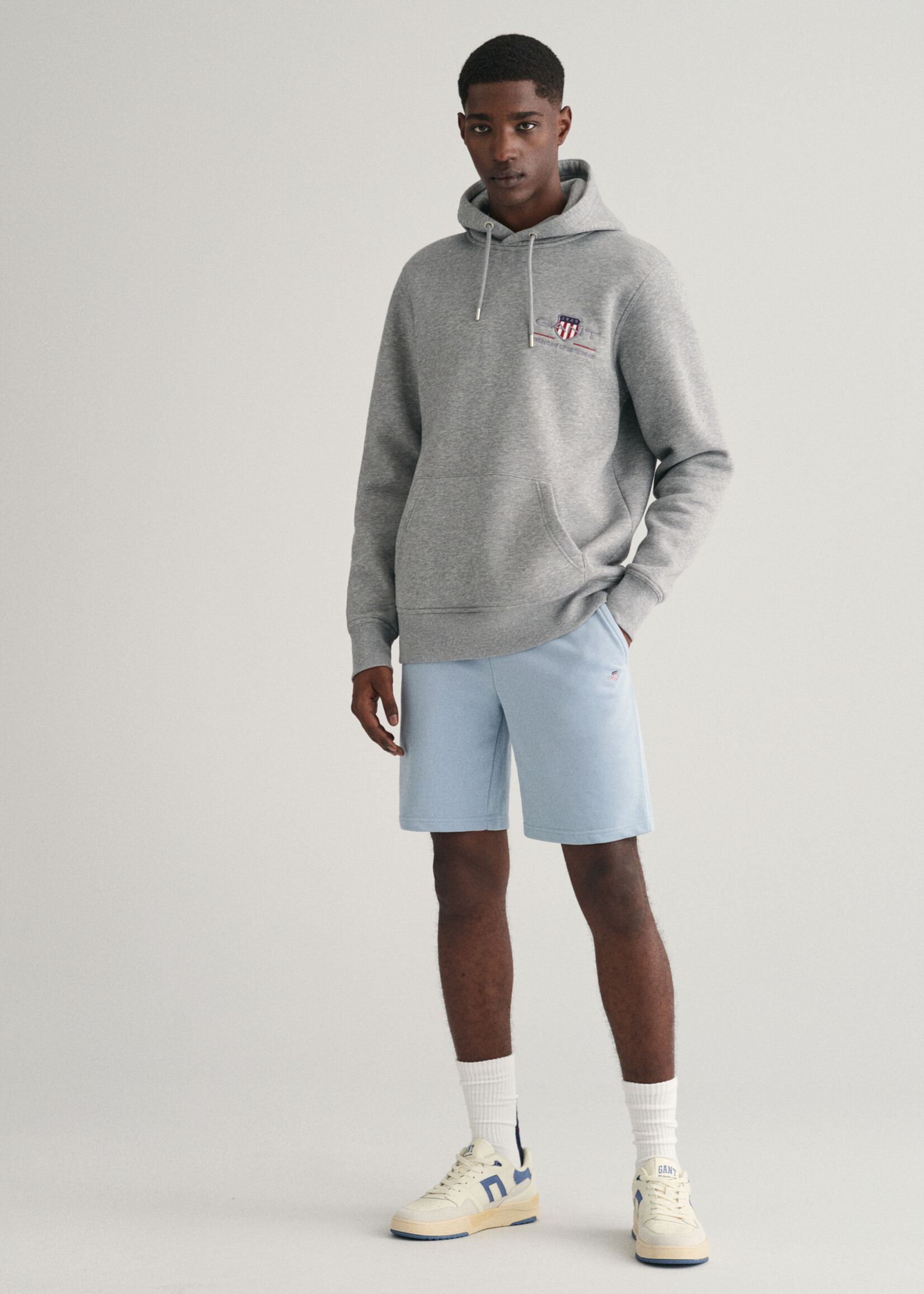 GANT Shield Sweat Shorts - Dove Blue