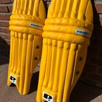 PROTOS batting legguard YELLOW