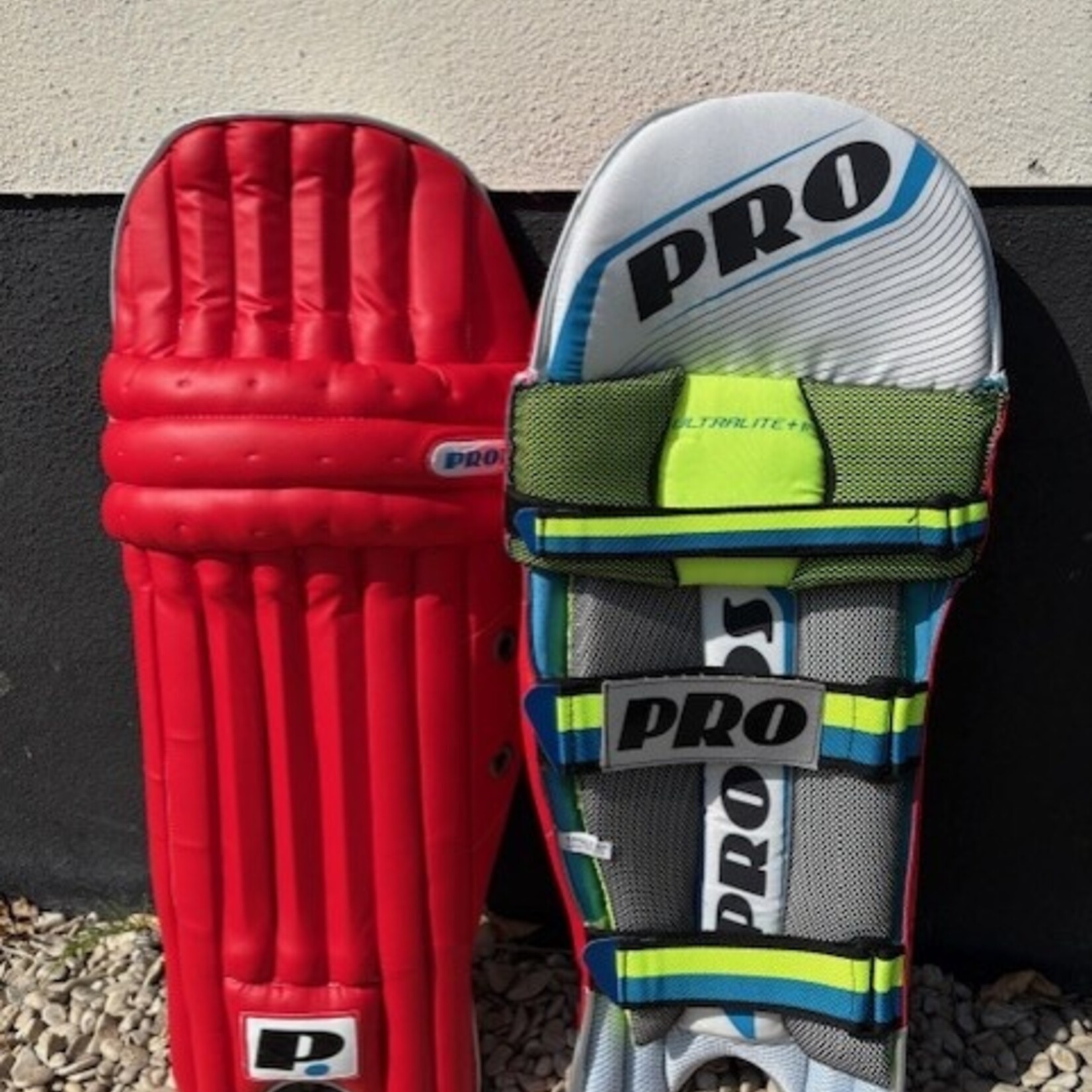 PROTOS batting legguard RED