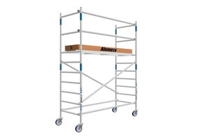 Tweedehands steiger 90 x 190 x 4,2m werkhoogte lichtgewicht platform