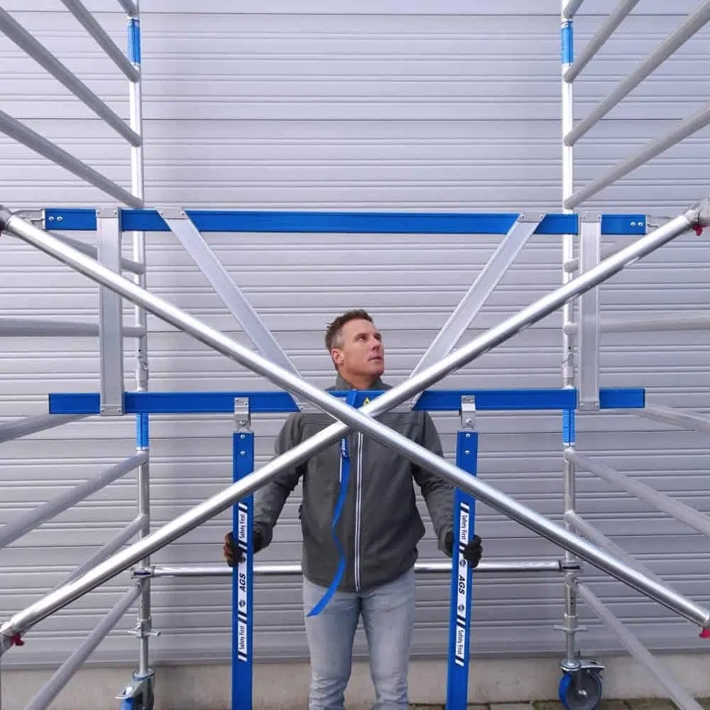 AGS Pro rolsteiger 135 x 300 x 4.2 wh tweezijdig lichtgewicht platform