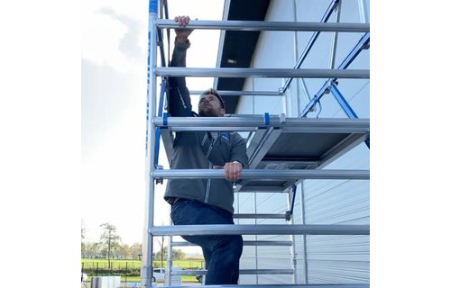 AGS Pro rolsteiger 135 x 250 x 5.2 wh tweezijdig lichtgewicht platform