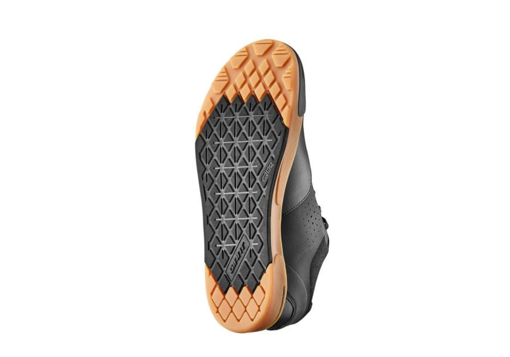giant mtb shoes