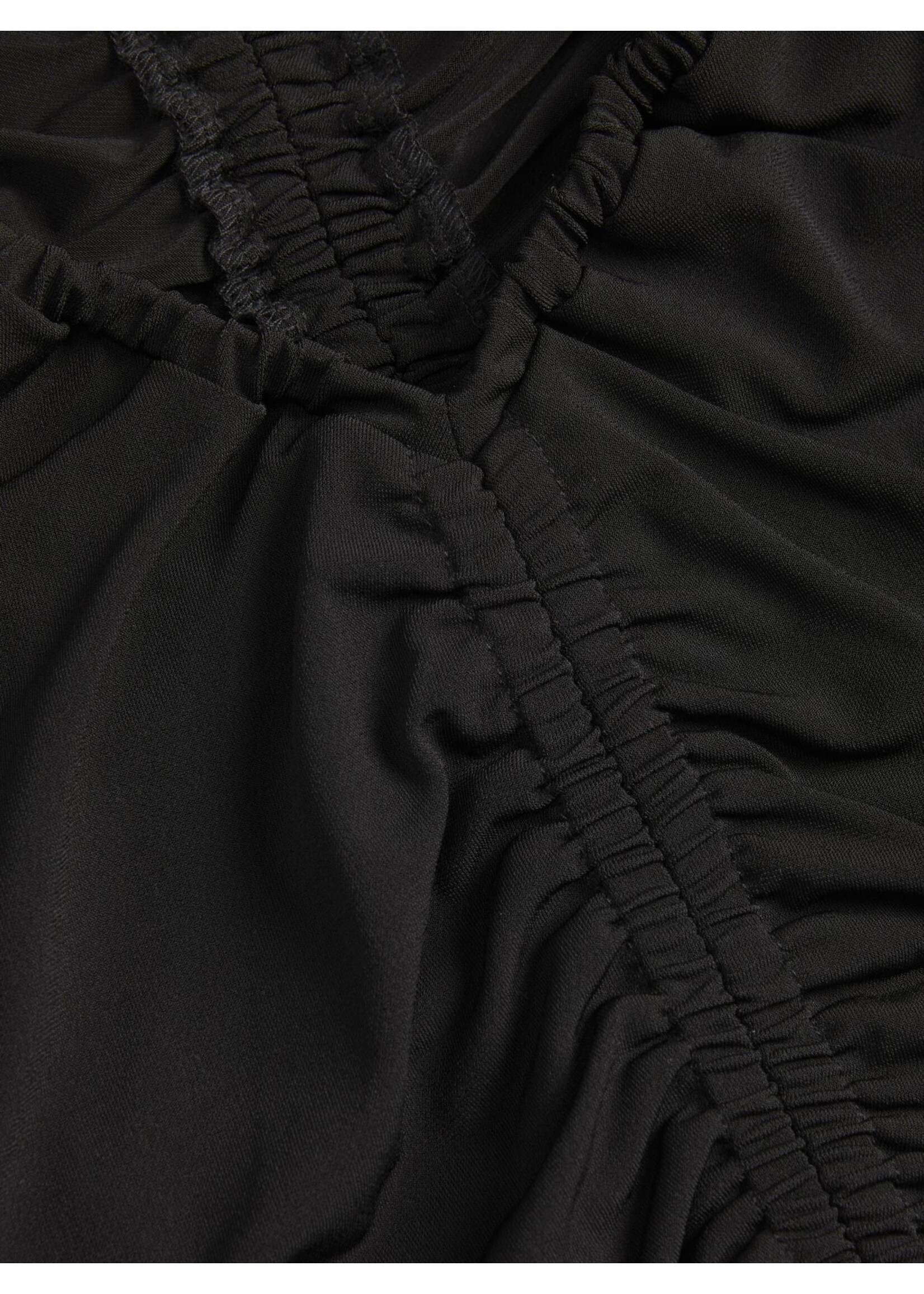 JXMELIKA LS CROP TEE - BLACK