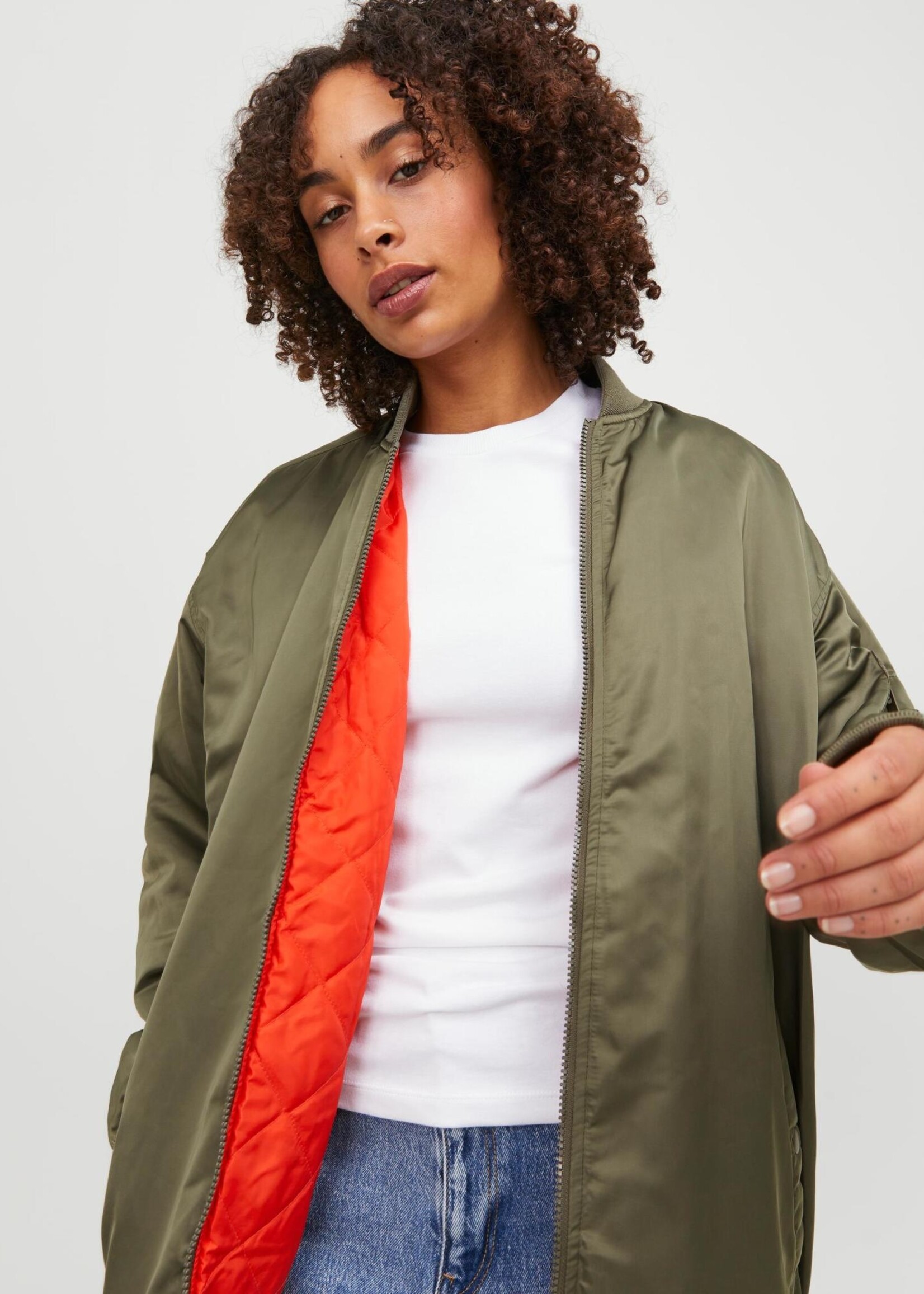 JXHAILEY LONG BOMBER - DUSTY OLIVE