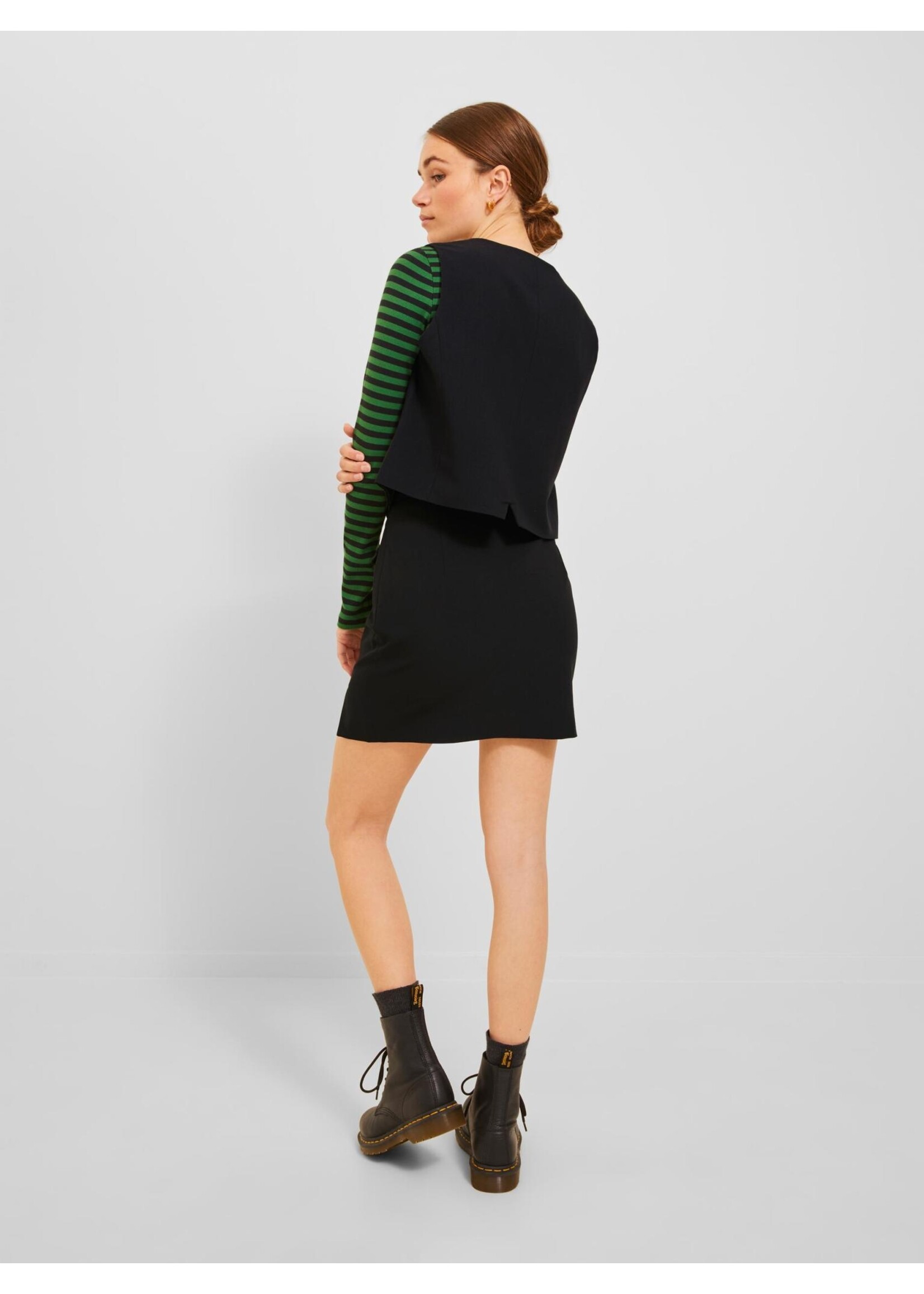 JXMARY SHORT SKIRT - BLACK