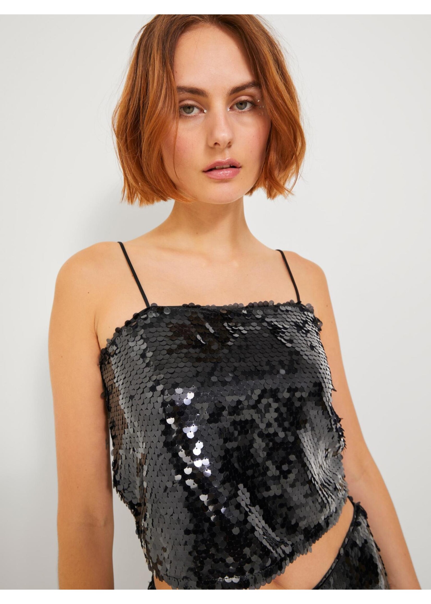 JXAVA SEQUIN STRAP TOP - BLACK