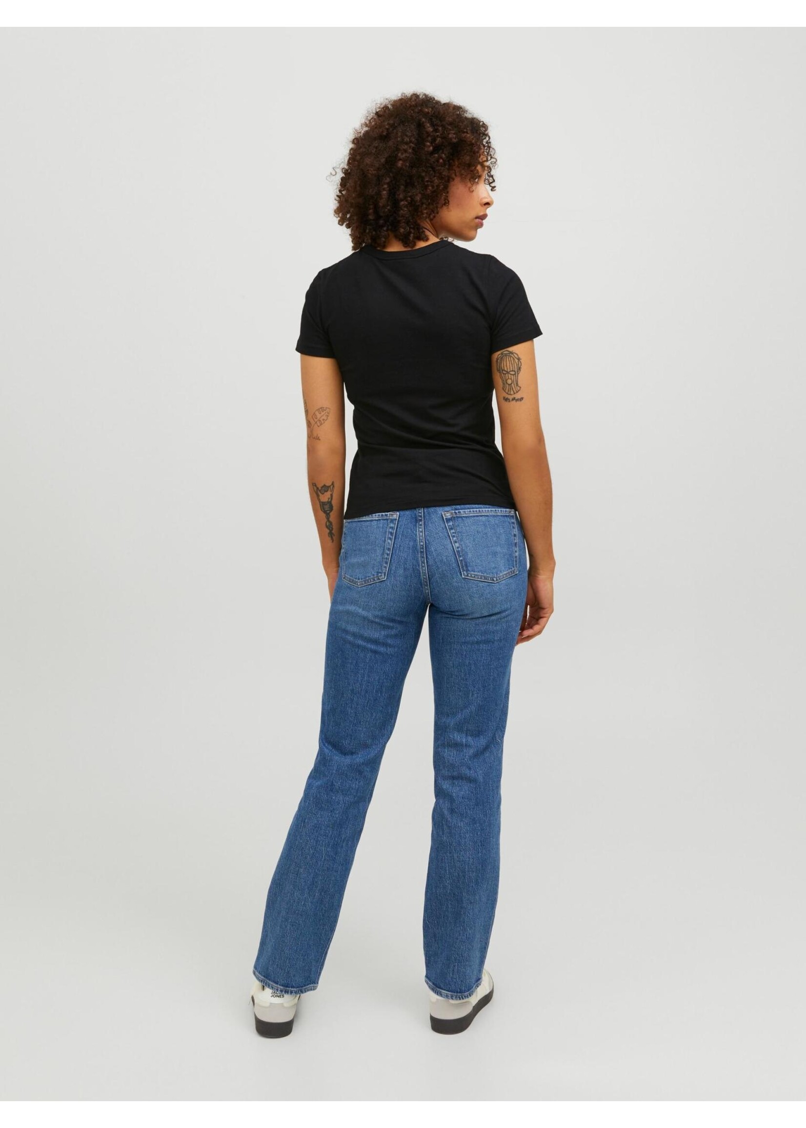 JXGIGI TEE - BLACK