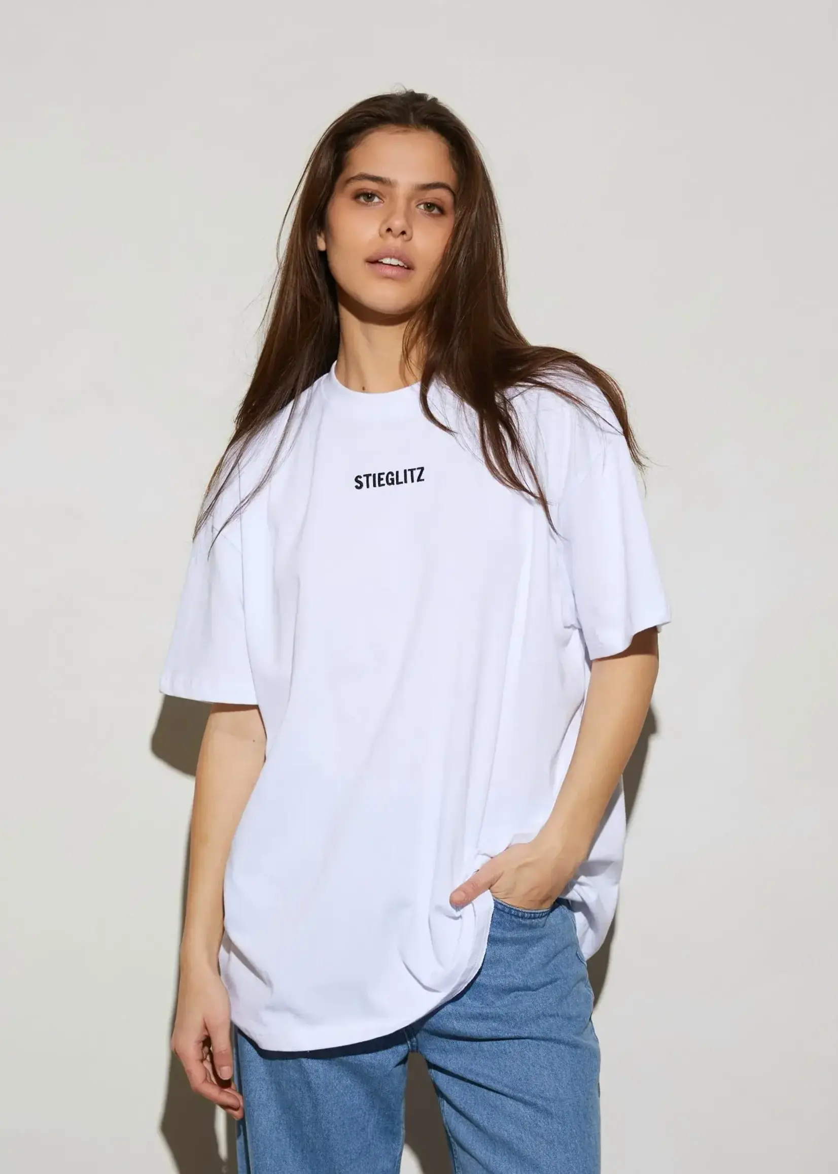 Stieglitz Stieg World Oversized T-shirt - White