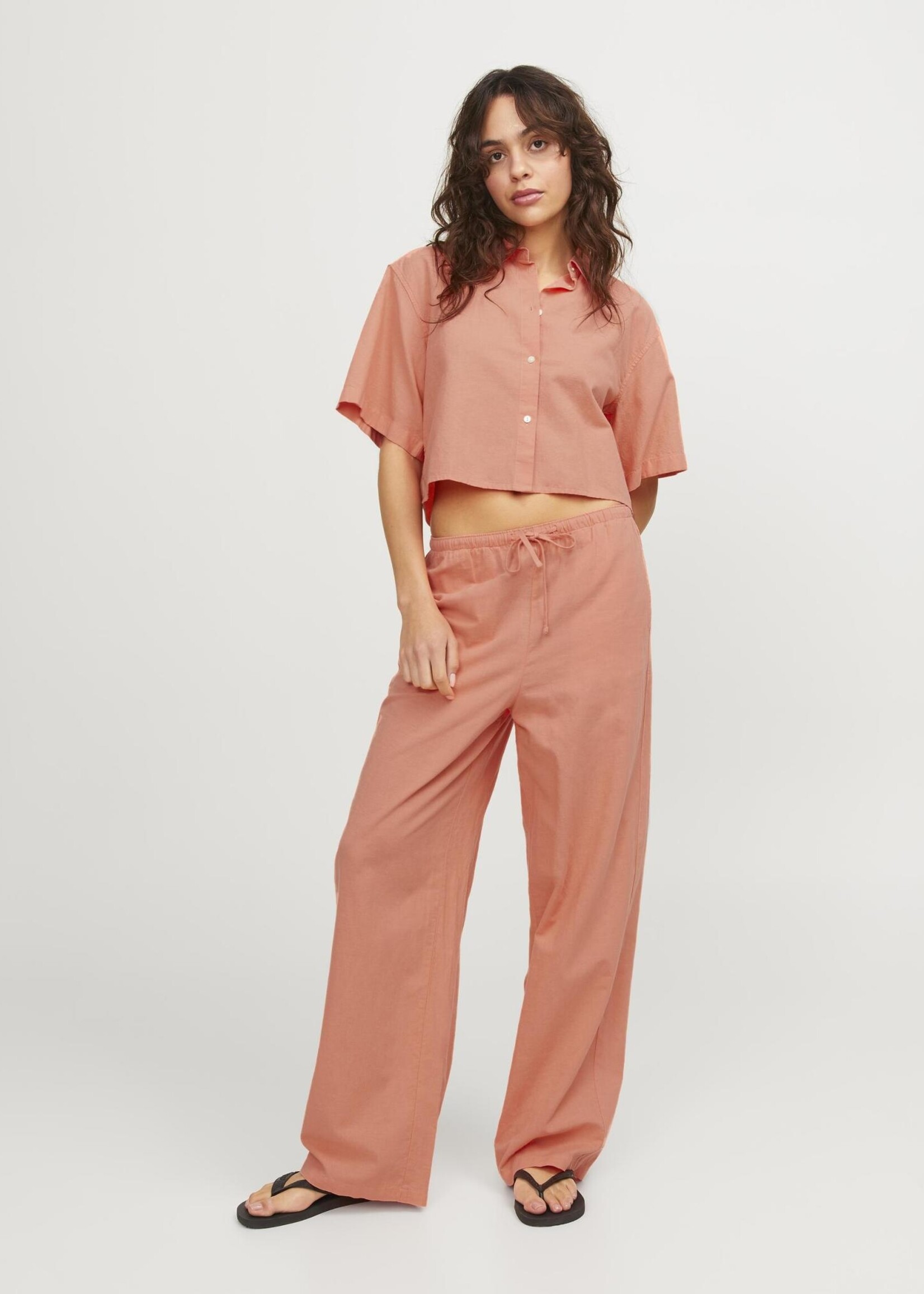 JJXX JXLULU CROPPED LINEN BLEND SHIRT - PEACH ECHO