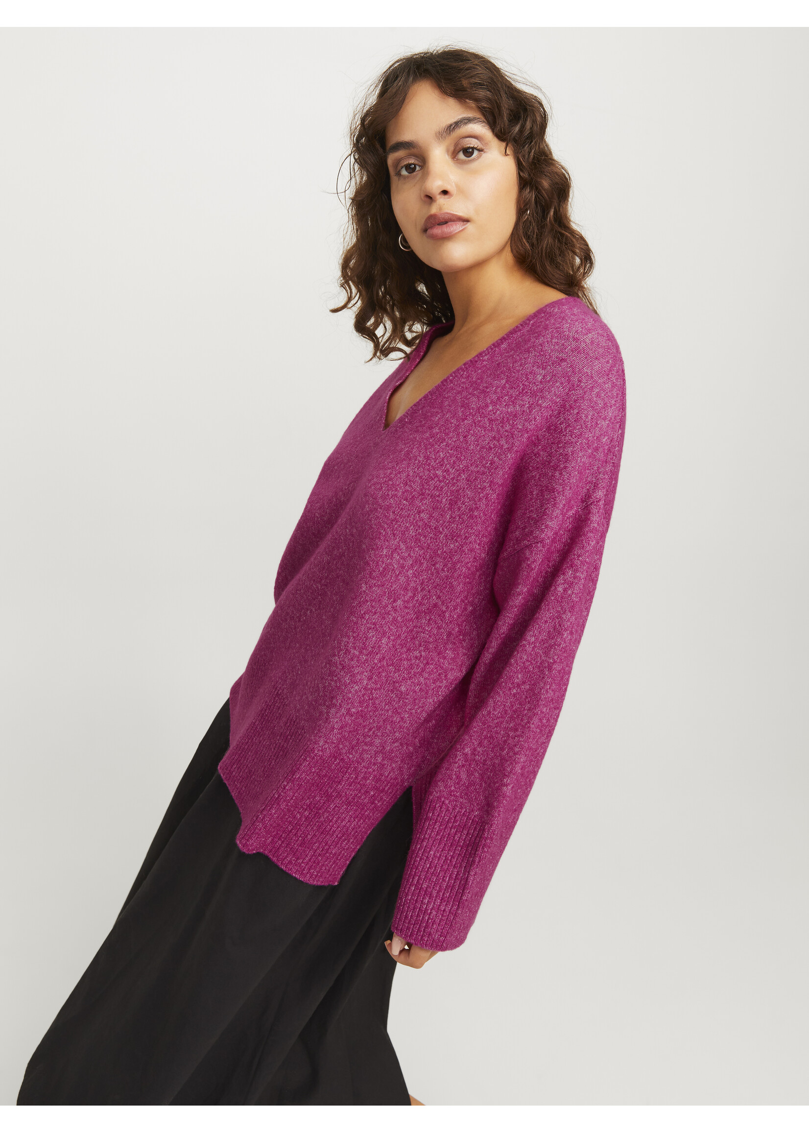 JXLUCCA V-NECK KNIT - FUCHSIA RED