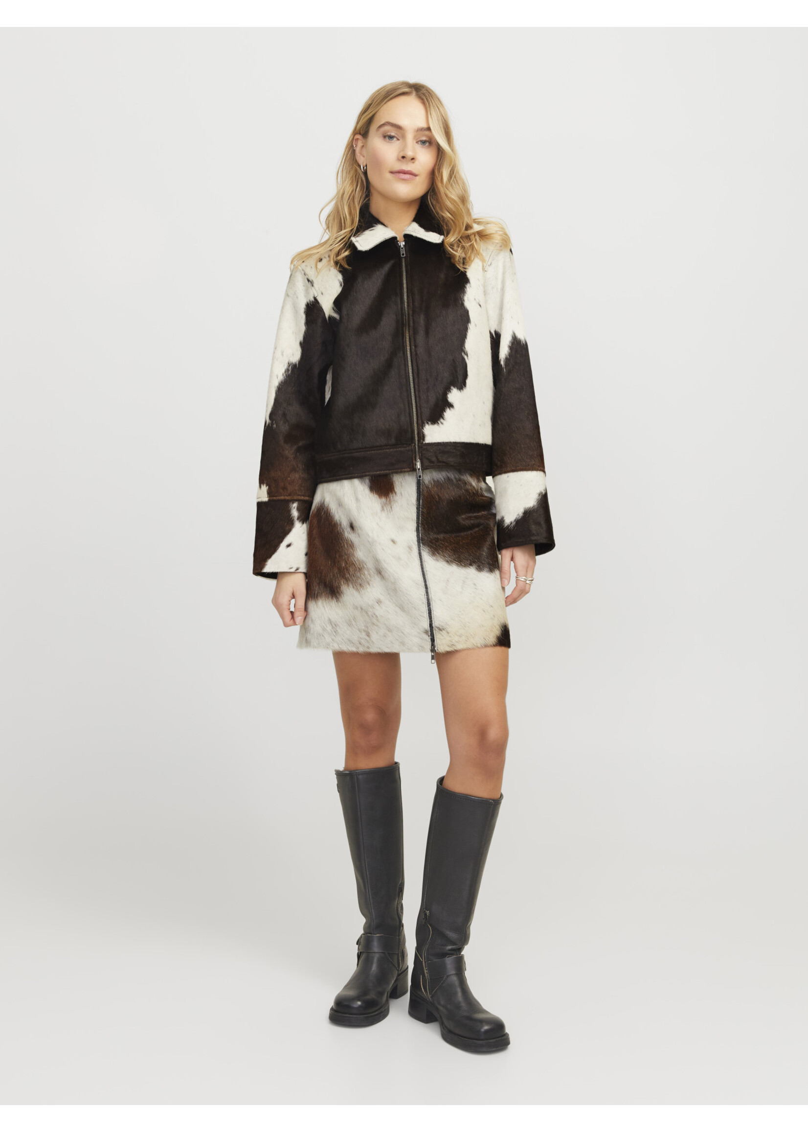 JXHANNAH cow leather skirt