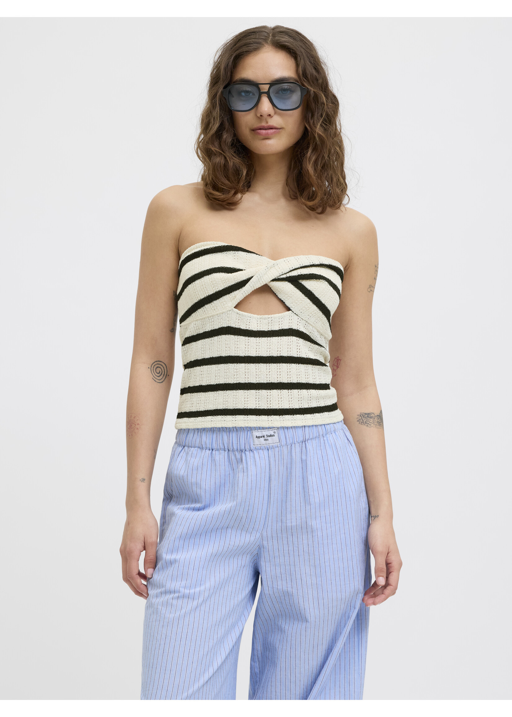 JXLINNEA BANDEAU TWIST TOP - BLACK