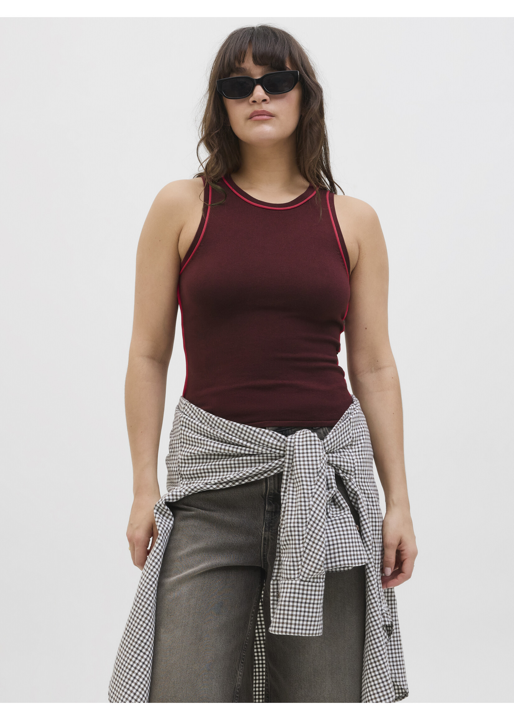 JXEVELYN COMFY PIPING KNIT TOP - CABERNET