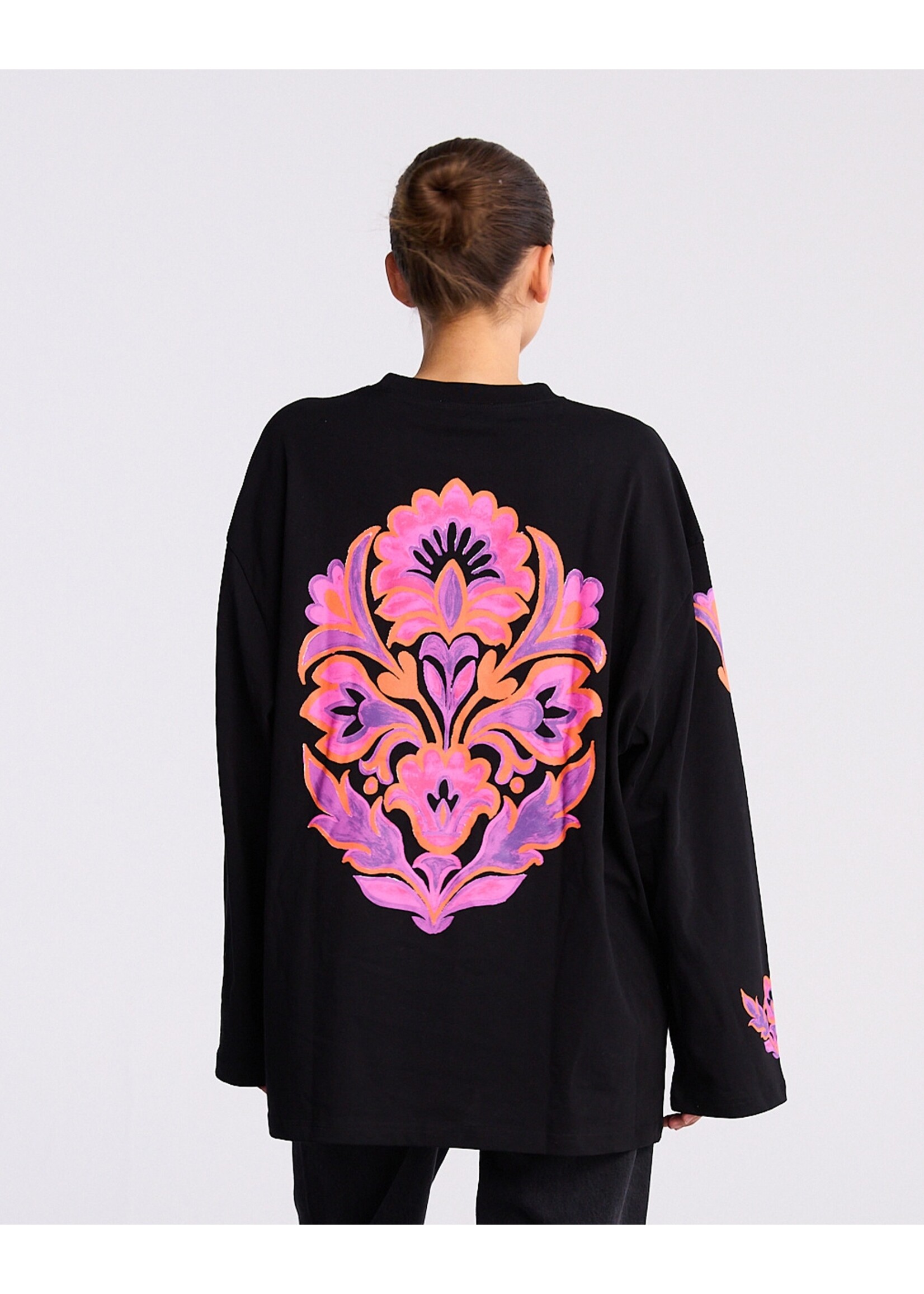 Stieglitz Renata wide skate longsleeve - Black