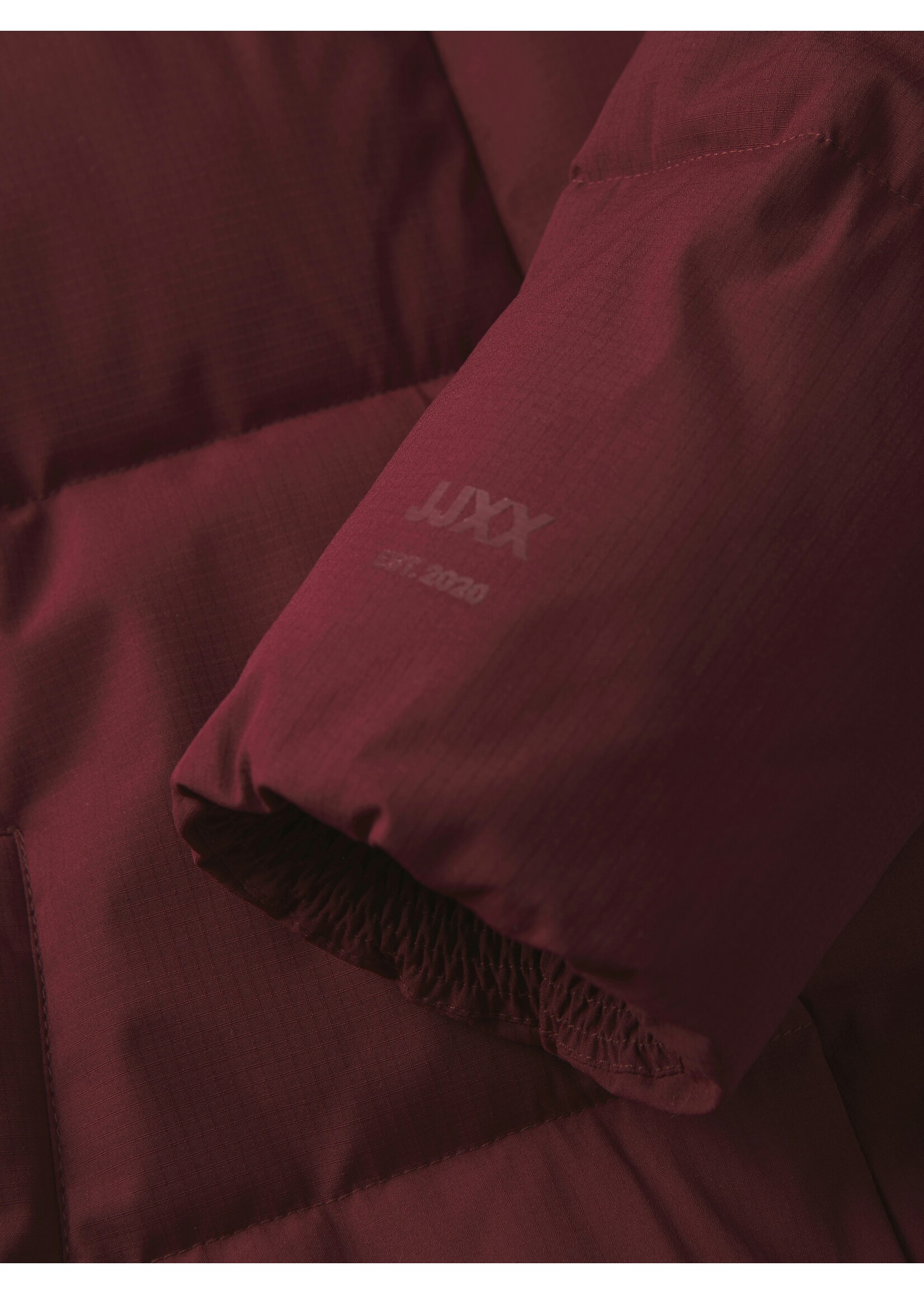 JXGLOBAL PUFFER JACKET - CABERNET