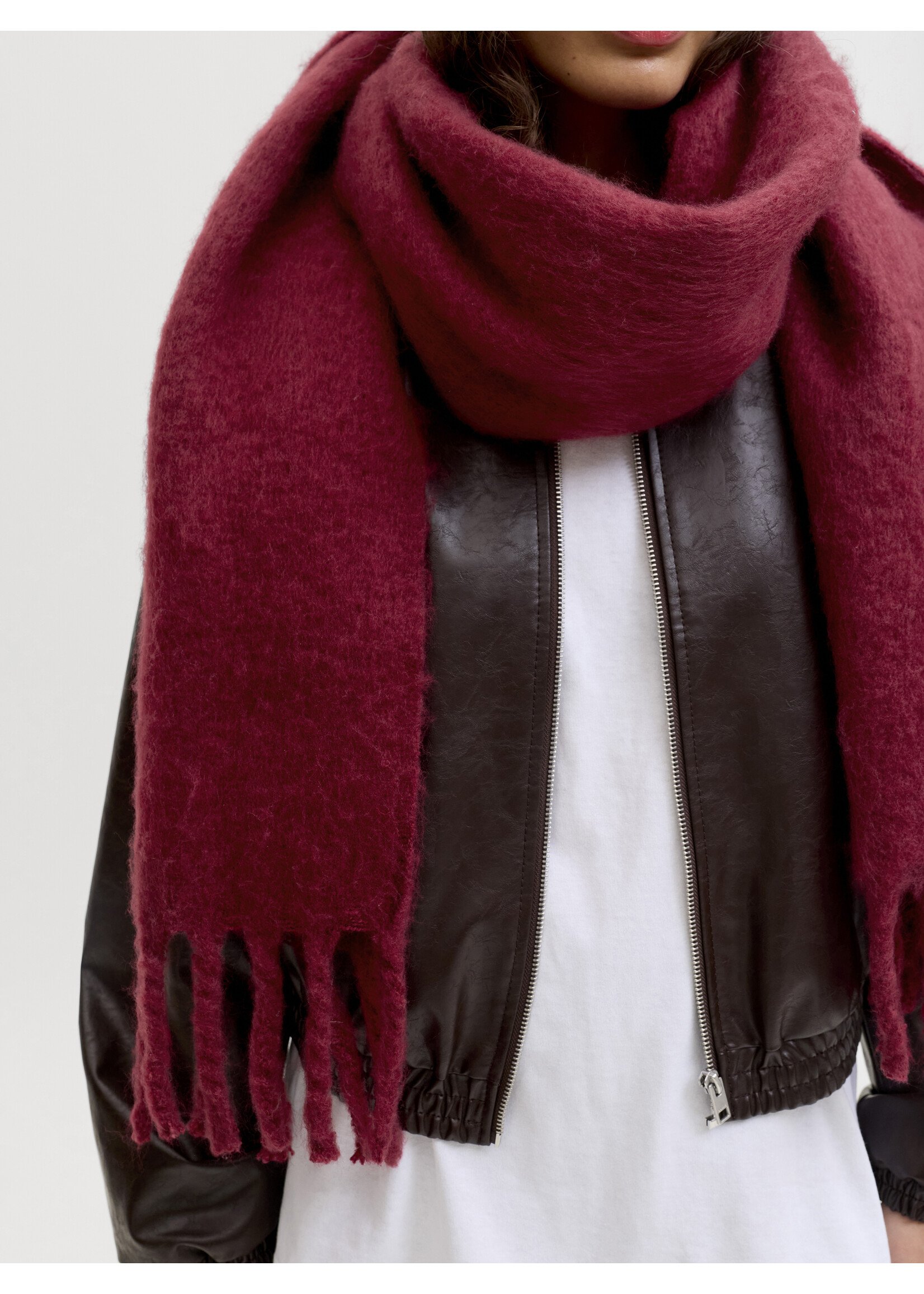 JXLESLIE SCARF - CABERNET