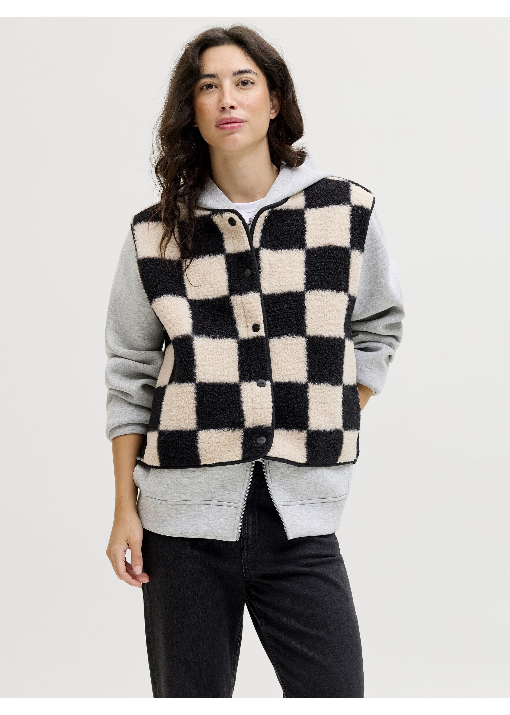 JXVERA CHECK TEDDY VEST - BONE WHITE CHECKS