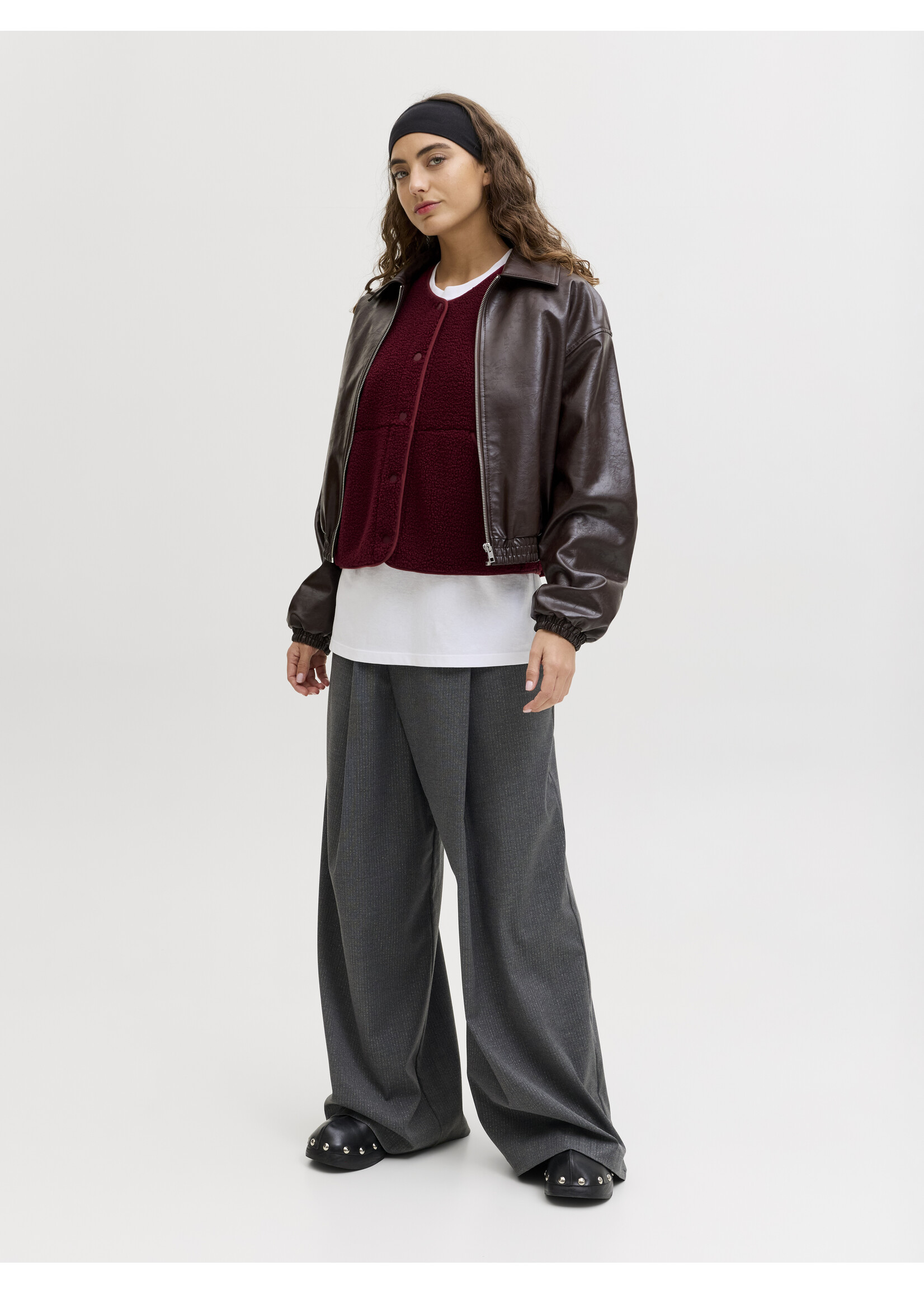 JXVERA TEDDY VEST - CABERNET