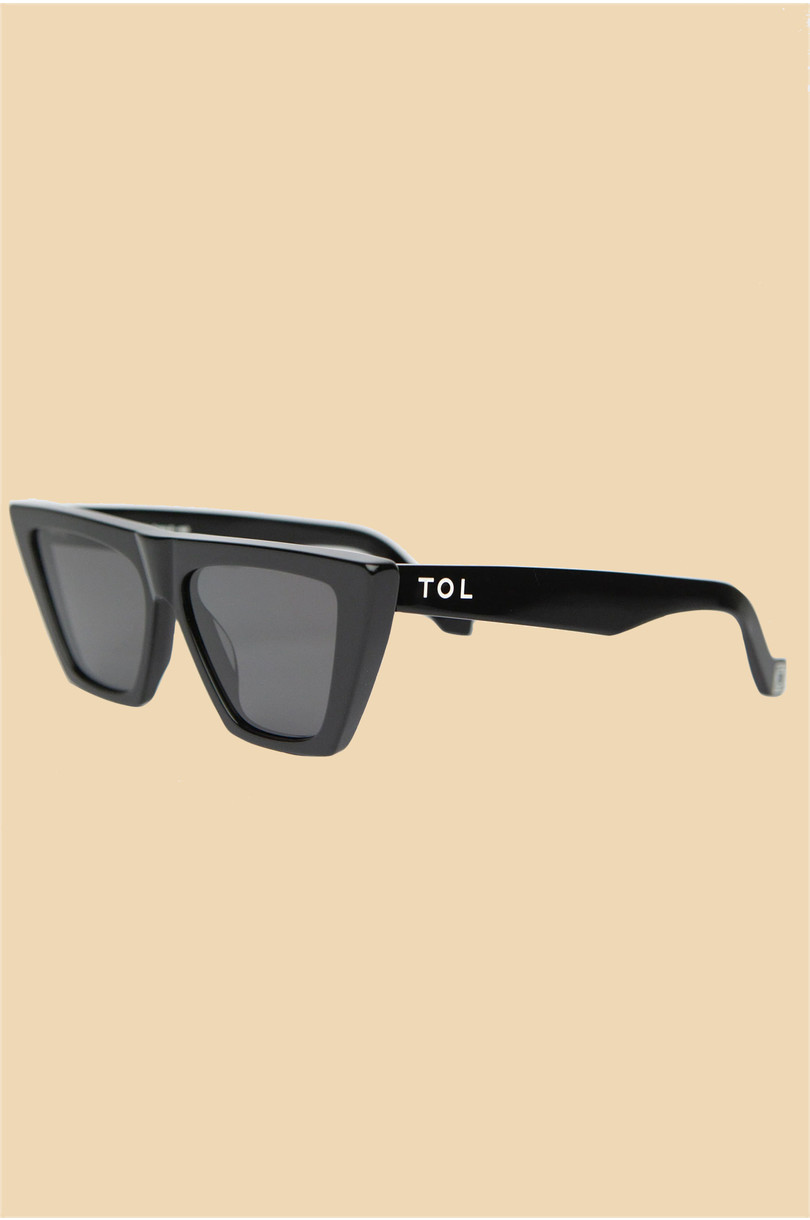 Roze Teashades Zonnebril met Zilveren Rond Frame UV400 Bescherming SP013 Accessoires Zonnebrillen & Eyewear Zonnebrillen 